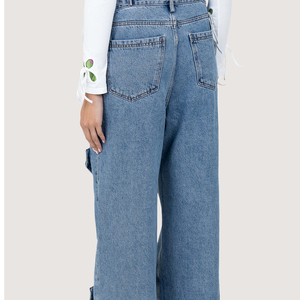En gros, Jeans pour femmes à jambe évasée, en denim très extensible et amincissant, personnalisés, coupe ample et décontractée - Product Image 4