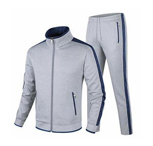 Conjunto deportivo de invierno personalizado de 2 piezas, sudadera con capucha y cremallera, pantalones jogger de corte regular. - Product Image 3