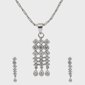Conjunto de Collar y Pendientes de Plata con Circonitas, Joyería Geométrica de Cristal, Collar con Colgante Chapado en Rodio, Regalo para Mujer - Product Image 2