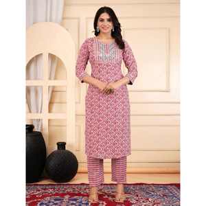 ชุดคุर्ตาแบบลำลองพิมพ์ลายดีไซน์เนอร์คุณภาพพรีเมียมสำหรับผู้หญิง ชุดอินเดียแบบดั้งเดิมทันสมัย ความยาวระดับเข่า แขน 3/4 - Product Image 4