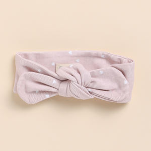 Diadema de bambú orgánico Premium de alta calidad Accesorio de moda con estampado de corazón - Product Image 1