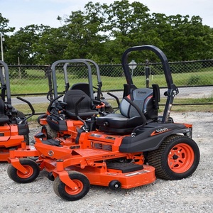 Tondeuse autoportée commerciale Kubota Z422 haut de gamme pour l'aménagement paysager professionnel avec performance fluide à vendre - Product Image 1