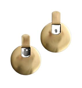 Pendientes de aro dorados minimalistas, aretes de diseño de lujo de latón - Product Image 1