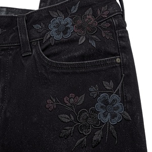 Vaqueros negros rasgados y desgastados para hombre, corte recto, ajuste medio-estrecho, con agujeros en las rodillas, lavado enzimático, estilo urbano, casual, motero, personalizados OEM - Product Image 4