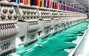 เสื้อยืดคอกลมผู้ชายผ้าโพลีเอสเตอร์ 100% สำหรับสกรีนโลโก้ขายส่ง เสื้อกีฬาแห้งเร็ว เสื้อโฆษณา เสื้อยืดเรียบๆ แบบ unisex - Product Image 4