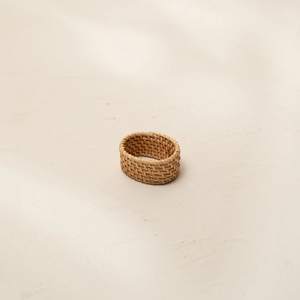 Anneau de serviette en rotin fait main durable, décoration rustique pour table de salle à manger, fournisseur éco-responsable - Product Image 5