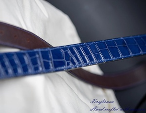 Cinturón de Cuero Genuino de 1.5 Pulgadas con Logotipo Personalizado, Correa con Hebilla de Bloqueo Automático, Producto Personalizable - Product Image 3