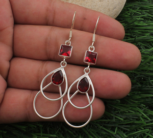 Boucles d'oreilles pendantes en grenat rouge naturel, argent sterling 925, délicates, minimalistes, pierre précieuse rouge vin, mariage et fête - Product Image 5