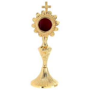 Reliquaire religieux élégant en laiton doré avec croix, design orné, style traditionnel, pour présentation sur table intérieure, cadeau fait main - Product Image 4