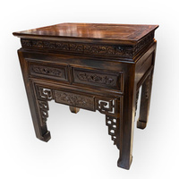 Mesa de Altar Moderna Pequeña de Madera Chiuliu, Diseño Duradero, Modelo Tam Viet A75, No Plegable, Origen Vietnam