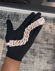 สร้อยข้อมือแบบ Cuban Link สีโรสโกลด์ประดับเพชรทรงดอกไม้ ดีไซน์หรูหราสำหรับผู้ชายและผู้หญิง สไตล์ฮิปฮอป เหมาะเป็นของขวัญ พร้อมใบรับรอง - Product Image 5
