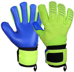 Gants de gardien de but respirants fabriqués au Pakistan, style dernier cri, pour le football. - Product Image 1