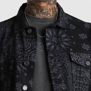 Veste en jean pour homme style américain, en denim délavé, avec doublure polaire en coton et motif sculpté montagne, pour l'hiver - Product Image 6