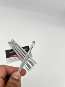 Herramientas Profesionales Reutilizables de Acero Inoxidable para Pulir Cutículas y Eliminar Piel Muerta, Doble Punta, para Manicura y Pedicura - Product Image 4