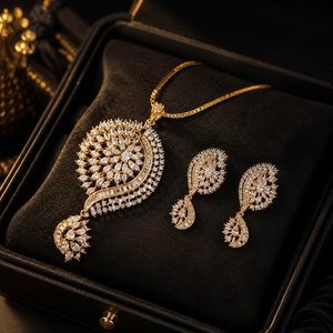LISAJEWELLERS - Juego de Collar y Pendientes Clásicos de Latón con Baño de Rodio y Circonitas, Diseño Paisley, para Mujer, Regalo de Boda, Fiesta - Product Image 4