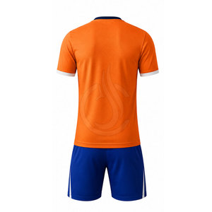 Uniforme de Fútbol de Poliéster de Alto Rendimiento, Jersey y Pantalones Cortos Transpirables y Ligeros que Absorben la Humedad para Partidos de Club y Equipos Deportivos - Product Image 3
