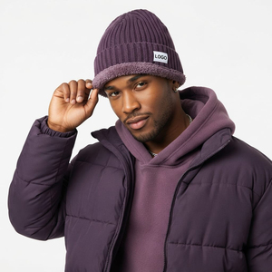 Bonnet d'hiver tendance en tricot côtelé doublé polaire Sherpa chaud pour hommes et femmes – Vente en gros de bonnets unisexes de haute qualité pour l'hiver - Product Image 4