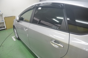 Pare-soleil de fenêtre en PMMA, protection contre les intempéries, ajustement parfait pour Prius v (ZVW40/41) / Prius α (Japon) / Prius+ (Europe) - Product Image 4