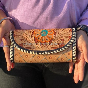 Cartera de cuero tallada a mano, funda de teléfono de embrague, elegante Cartera de flores de Sol occidental para mujer - Product Image 2