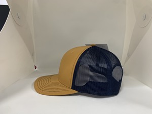Gorra Trucker Amarilla de 6 Paneles con Malla Negra en la Parte Trasera, Cierre Ajustable con Broche, Unisex, Informal, para Primavera y Verano - Product Image 5