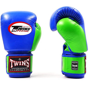 ถุงมือชกมวย MMA สีแดงอมน้ำตาลขาว รุ่น Twin Sanda ปิดแบบ Hook-and-Loop หนังสังเคราะห์ ป้องกันความชื้น กันน้ำ ป้องกันรังสียูวี - Product Image 4