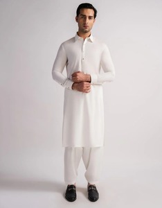 Elegante Shalwar Kameez Tradicional Indio de Algodón de Alta Calidad para Hombre |   Ropa para Fiestas y Eventos de Boda Sin Arrugas - Product Image 1