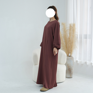 Venta al por mayor: Nuevo diseño de Dubái para mujer, camiseta de lactancia recta, talla grande, islámica, larga, elegante, modesta, transpirable y antiarrugas. - Product Image 6