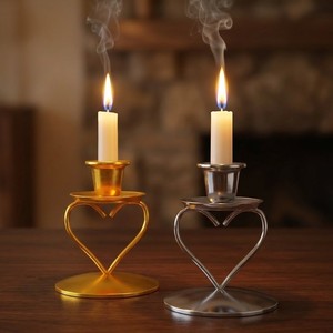 Ensemble de bougeoirs classiques en fer en forme de cœur, écologiques et faits à la main, or et argent, pour décoration de table et de maison, idéal pour la Saint-Valentin - Product Image 1