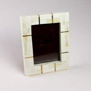 Handmade Eco-Friendly Resin Photo <b>Frame</b> <b>with</b> Bone Inlay Peacock Design Tabletop Vertical Home Decor - Product Image 4