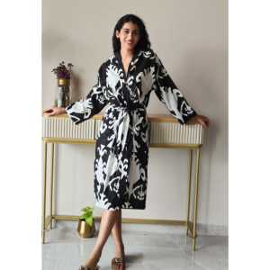 ชุดนอนผ้าลายเรขาคณิตสีดำสำหรับผู้หญิง The Quince Life สวมใส่สบาย - Product Image 6