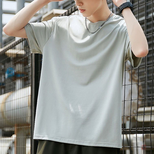 Camiseta Casual de Verano para Hombre de Algodón 100% Ecológico de Alta Calidad de AGNI INDUSTRY, con Estampado Personalizado en Serigrafía - Diseño en Blanco - Product Image 4