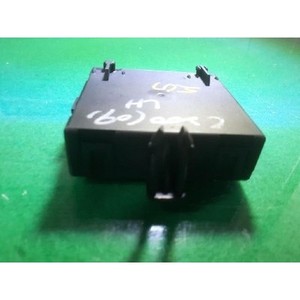 ECUs et modules informatiques d'occasion de classe C A2048707526 - Product Image 3