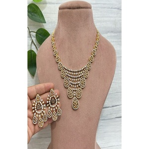 Atractivo Juego de Collar y Aretes de Circonita Blanca Pulida de Primera Calidad, Regalo de Boda, Joyería de Moda para Mujer - Product Image 2