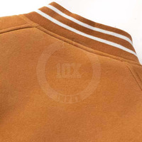 Veste de style streetwear moderne avec broderie de qualité supérieure, panneaux contrastés, douce, chaude, décontractée, pour l'hiver