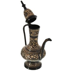 Carafe à eau décorative en laiton noir antique avec gravure dorée ornée, pichet de service traditionnel artisanal pour la maison et l'hôtel - Product Image 1
