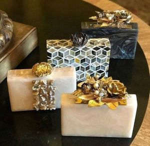 Sac à main en résine bohème écologique personnalisé pour femmes avec chaînes et motif bonbon - Product Image 6