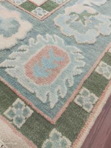 Alfombra de lana anudada a mano, verde pastel con diseño floral, 8x10 y 9x12 pies, estilo Oushak, aspecto vintage hecho a mano para sala de estar, MQ 1 pieza. - Product Image 5