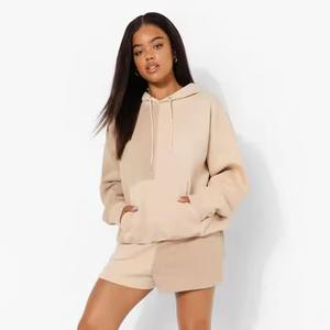 Ensemble de survêtement deux pièces en coton 100 % pour femme, comprenant un sweat à capuche et un short, collection 2026 – Vente en gros de vêtements personnalisés - Product Image 4