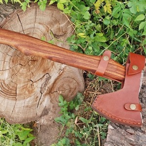 Hacha Tomahawk Hecha a Mano con Mango de Madera, Hoja de Acero Forjado, Hacha de Supervivencia para Uso en Exteriores - Product Image 4