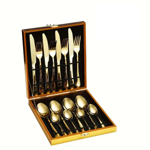 Cuchara de postre de latón de lujo, brillante y pulida, 24 piezas, caja de embalaje roja, diseño moderno. - Product Image 6