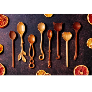 Cucharas de Madera Talladas a Mano, Mini Cucharas de Servir con Diseño Original, Utensilios Rústicos Hechos a Mano y Idea de Regalo Única - Product Image 1