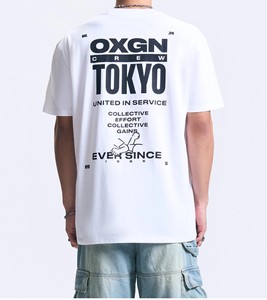 Camisetas de poliéster de alto gramaje con cuello alto, estilo streetwear, estampado digital, oversize, corte cropped, lavado ácido y desgastado, corte holgado para hombre - Product Image 3