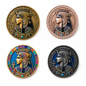 Pin de Solapa Ojo de Horus |   Broche con Símbolo de Protección Egipcio |   Esmalte duro con baño de oro antiguo |   Joyería Espiritual al por Mayor - Product Image 3