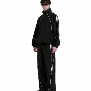 Survêtement coupe-vent pour homme en gros, hiver, à capuche, respirant, entièrement zippé, poids moyen, logo personnalisé - Product Image 1