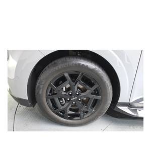 Kia Carnival HEV 2024 de 7 Plazas, Versión Gravity con Caja de Cambios Automática, Asientos de Cuero, Cámara Trasera - 6,924 km - Product Image 4