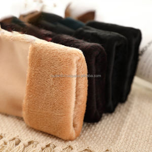 Chaussettes de sport à motifs colorés tendance avec des designs branchés, ajustement confortable et tissu doux pour les tenues décontractées et le style quotidien - Product Image 2