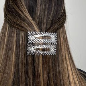 Magnifique pince à cheveux simple en perles pour femme - Product Image 6