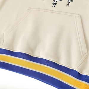 Sudadera Casual de Felpa con Bolsillo y Cuello Redondo, Bordado de Letras Griegas Personalizadas, con el Escudo de Sigma Gamma Rho - Product Image 4