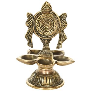 Lampe à mèche en laiton Vaishnava Chakra de 5 pouces faite à la main Lampes à huile et accessoires pour cadeaux fabriqués en Inde - Product Image 1