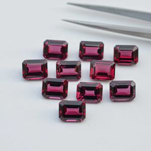 Piedra de granate umablita natural facetada de 8x10 mm, forma octogonal, granate magenta de Malawi de alta calidad, piedra preciosa suelta a precio de fábrica. - Product Image 2